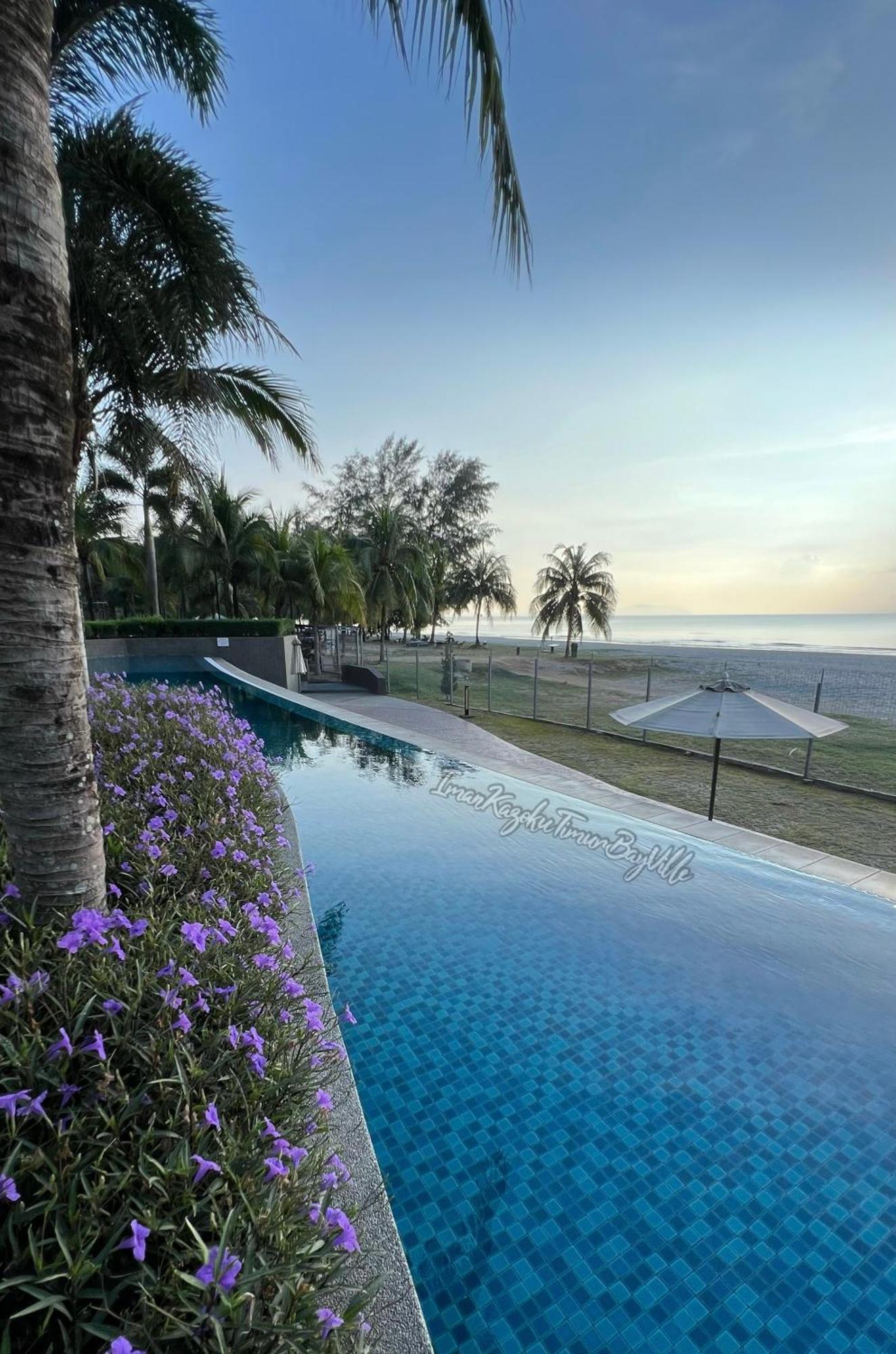 Apartment Sea View & Pool View & Wifi & Netflix At Iman Kazoku Timurbay 2bdr *